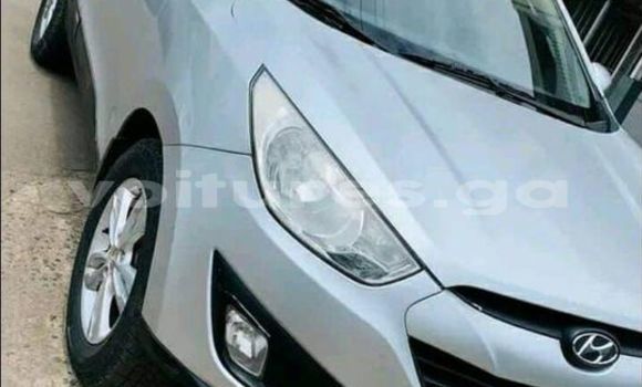 Sayi Na hannu Hyundai Tucson Azurfa Mota in Libreville a estuary Sayi Na hannu Hyundai Tucson Azurfa Mota in Libreville a estuary