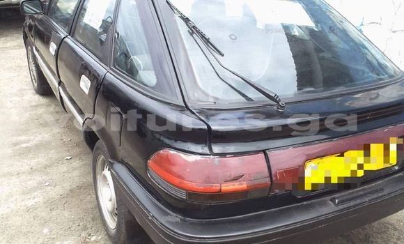 Sayi Na hannu Toyota Corolla Black Mota in Libreville a estuary Sayi Na hannu Toyota Corolla Black Mota in Libreville a estuary