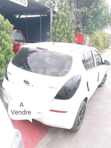 Big with watermark hyundai i20 estuaire libreville 8088