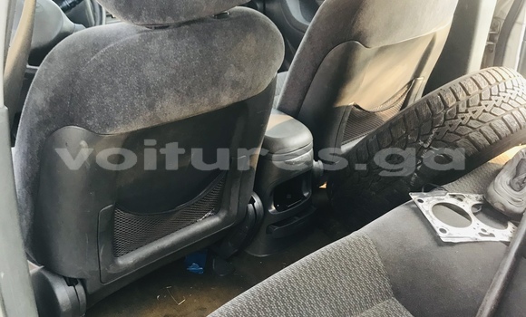 Buy Used Hyundai Santa Fe Silver Car in Libreville in Estuary Buy Used Hyundai Santa Fe Silver Car in Libreville in Estuary