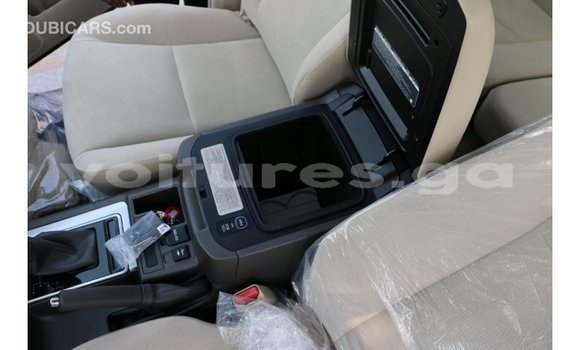 Acheter Import Voiture Toyota Prado Noir à Import - Dubai, Estuaire Acheter Import Voiture Toyota Prado Noir à Import - Dubai, Estuaire