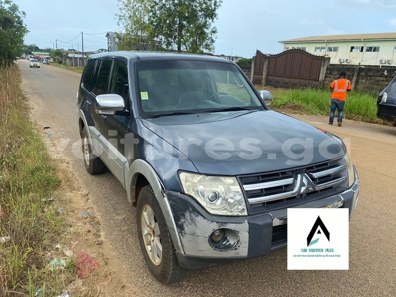 Big with watermark mitsubishi pajero estuaire libreville 8093