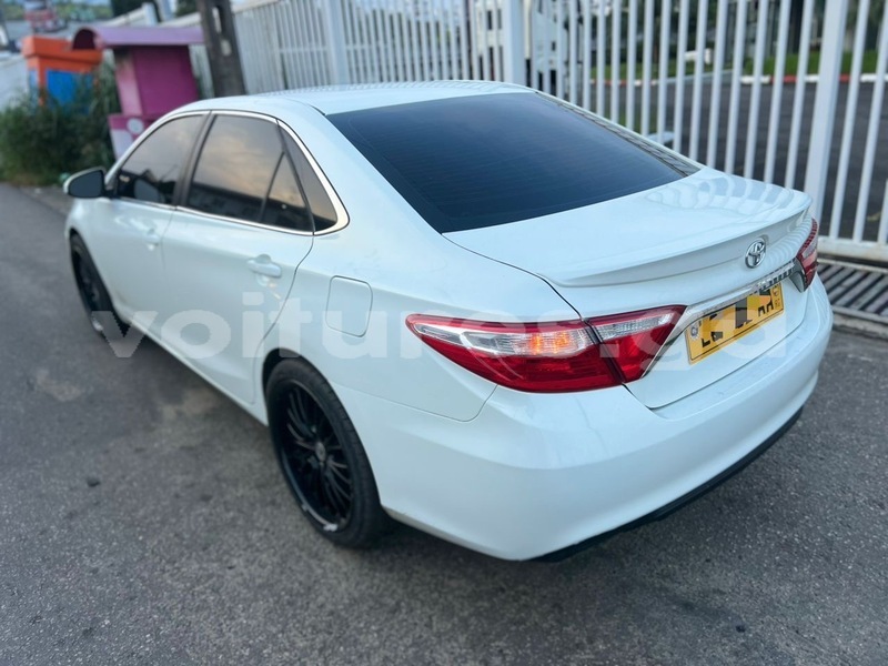 Big with watermark toyota camry estuaire libreville 8096