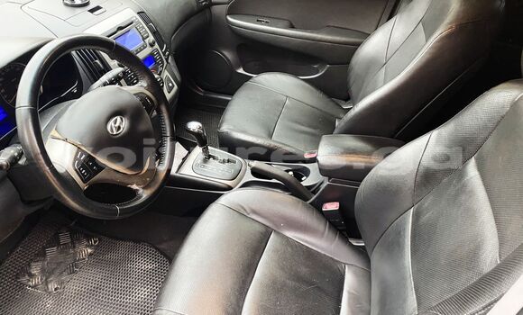 Sayi Na hannu Hyundai i30 Black Mota in Libreville a estuary Sayi Na hannu Hyundai i30 Black Mota in Libreville a estuary