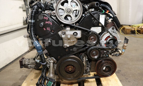 Sayi ACURA MDX 3.7L in Libreville a estuary Sayi ACURA MDX 3.7L in Libreville a estuary