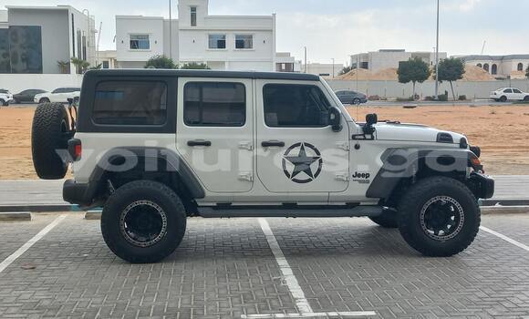 Acheter Occasion Voiture Jeep Wrangler Blanc à Libreville, Estuaire Acheter Occasion Voiture Jeep Wrangler Blanc à Libreville, Estuaire