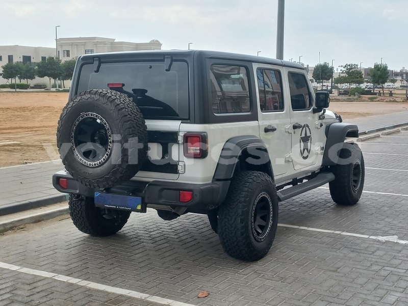 Big with watermark jeep wrangler estuaire libreville 8127