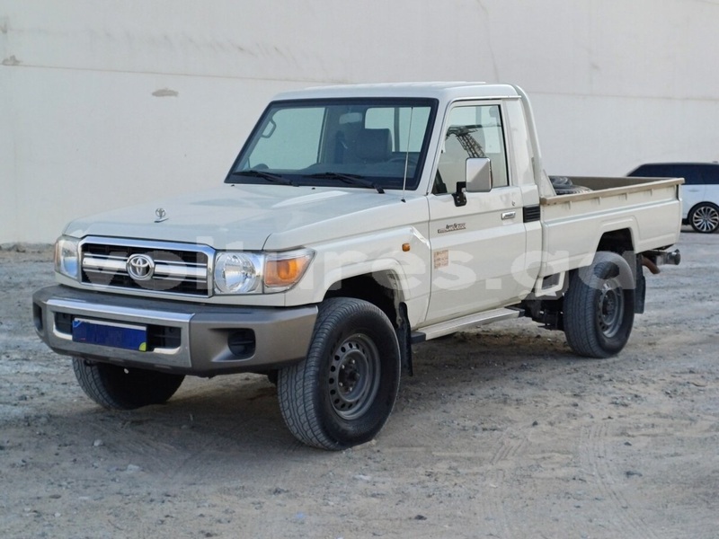 Big with watermark toyota land cruiser estuaire libreville 8130