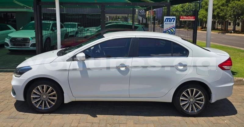 Big with watermark suzuki ciaz estuaire libreville 8131