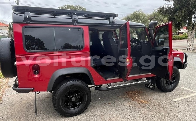 Big with watermark land rover defender estuaire libreville 8132