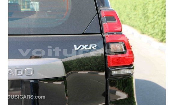 Acheter Import Voiture Toyota Prado Blanc à Import - Dubai, Estuaire Acheter Import Voiture Toyota Prado Blanc à Import - Dubai, Estuaire