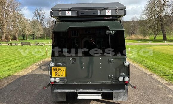 Acheter Occasion Voiture Land Rover Defender Vert à Libreville, Estuaire Acheter Occasion Voiture Land Rover Defender Vert à Libreville, Estuaire