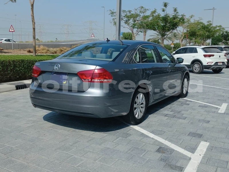 Big with watermark volkswagen passat estuaire libreville 8147