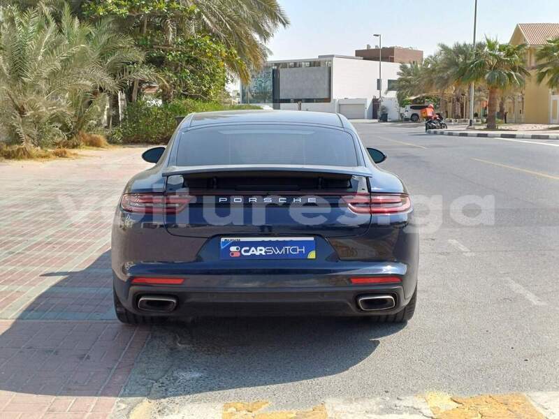 Big with watermark porsche panamera estuaire libreville 8148