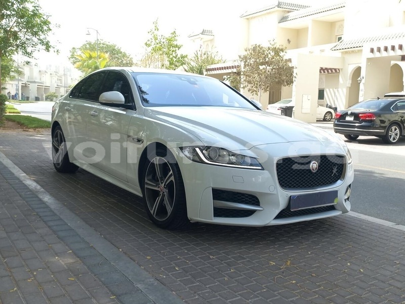 Big with watermark jaguar xf estuaire libreville 8153