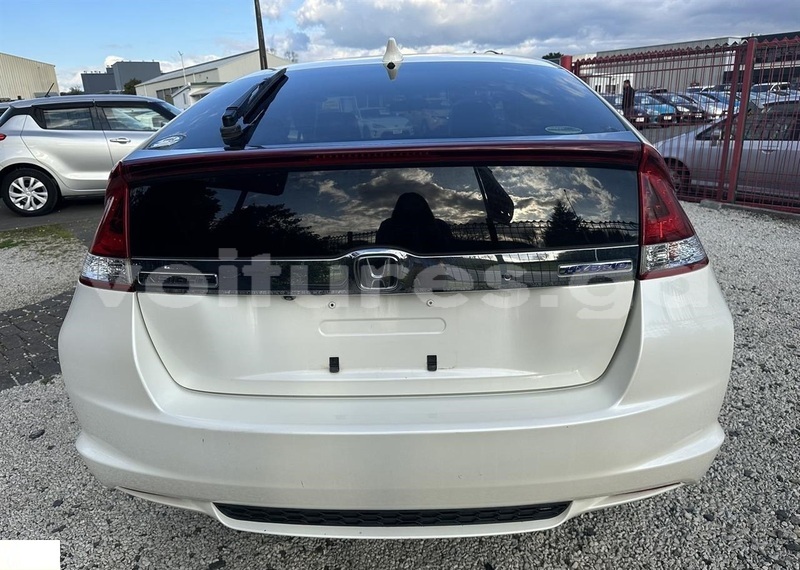 Big with watermark honda insight estuaire libreville 8168