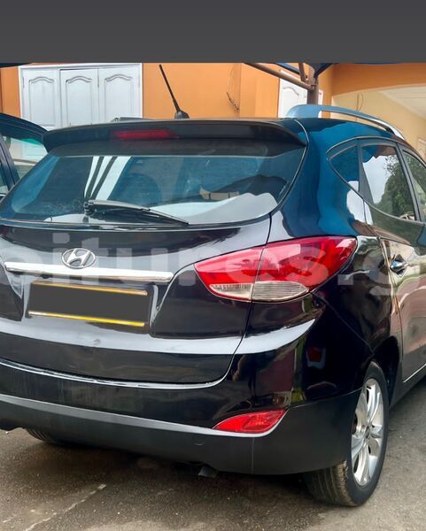Big with watermark hyundai ix35 estuaire libreville 8197