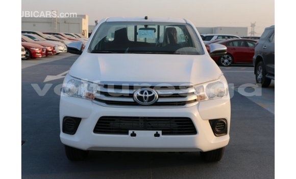 Acheter Import Voiture Toyota Hilux Blanc à Import - Dubai, Estuaire Acheter Import Voiture Toyota Hilux Blanc à Import - Dubai, Estuaire