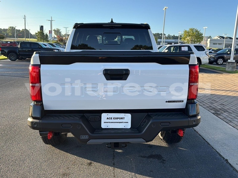 Big with watermark toyota tacoma estuaire libreville 8198