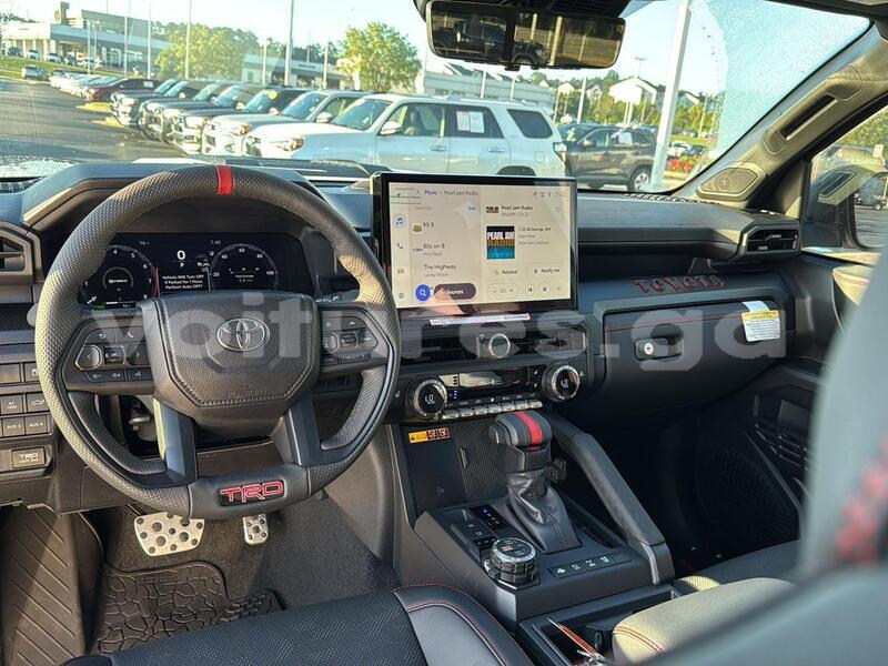 Big with watermark toyota tacoma estuaire libreville 8198