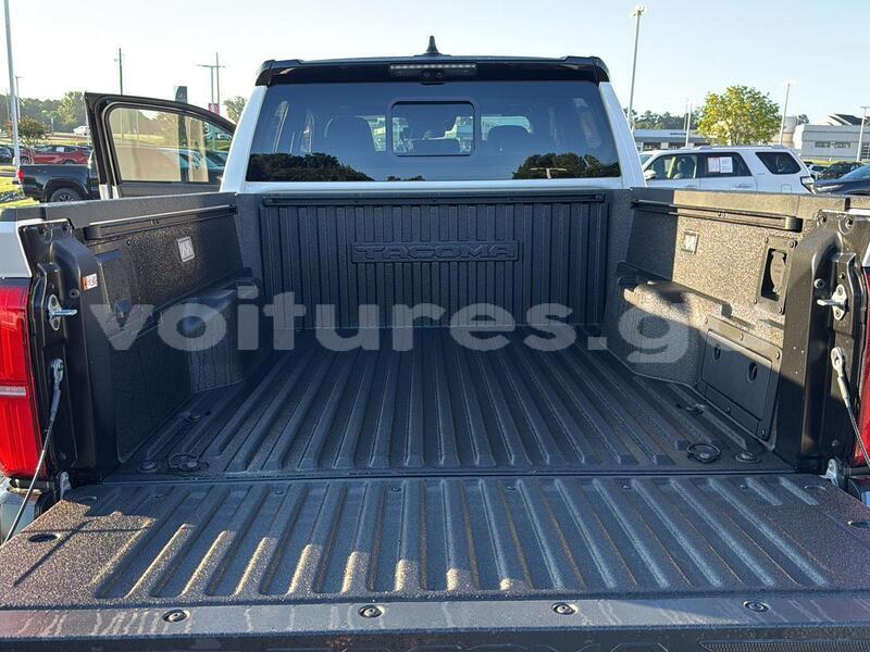 Big with watermark toyota tacoma estuaire libreville 8198