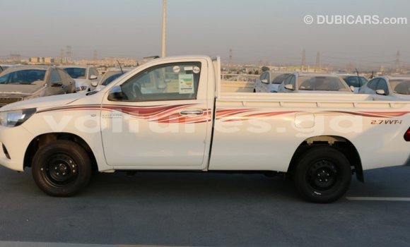 Acheter Import Voiture Toyota Hilux Blanc à Import - Dubai, Estuaire Acheter Import Voiture Toyota Hilux Blanc à Import - Dubai, Estuaire