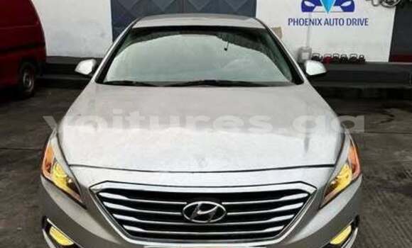 Sayi Na hannu Hyundai Sonata Sauran Mota in Libreville a estuary Sayi Na hannu Hyundai Sonata Sauran Mota in Libreville a estuary