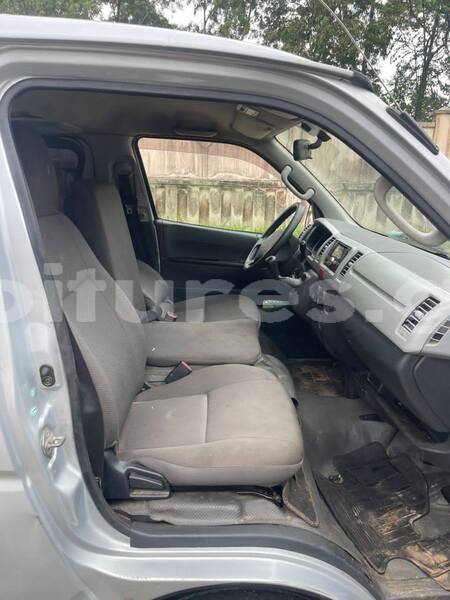 Big with watermark toyota alphard estuaire libreville 8207