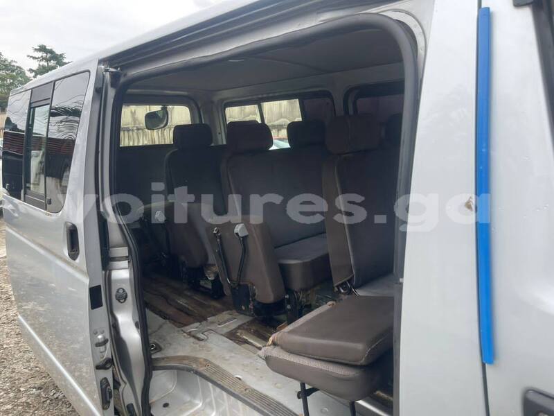 Big with watermark toyota alphard estuaire libreville 8207