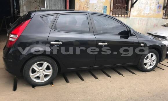 Acheter Occasion Voiture Hyundai i30 Noir à Libreville, Estuaire Acheter Occasion Voiture Hyundai i30 Noir à Libreville, Estuaire