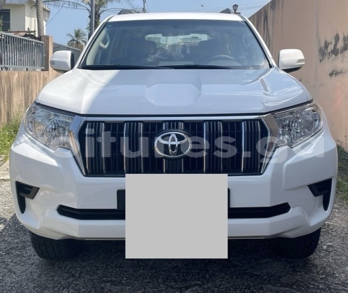 Big with watermark toyota prado estuaire libreville 8218