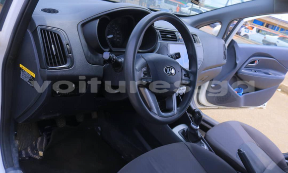 Acheter Occasion Voiture Kia Rio Blanc à Libreville, Estuaire Acheter Occasion Voiture Kia Rio Blanc à Libreville, Estuaire