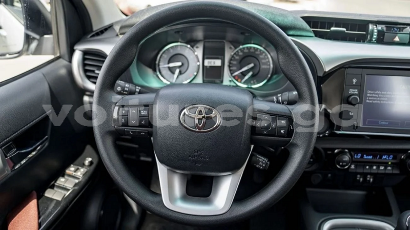 Big with watermark toyota hilux estuaire libreville 8222