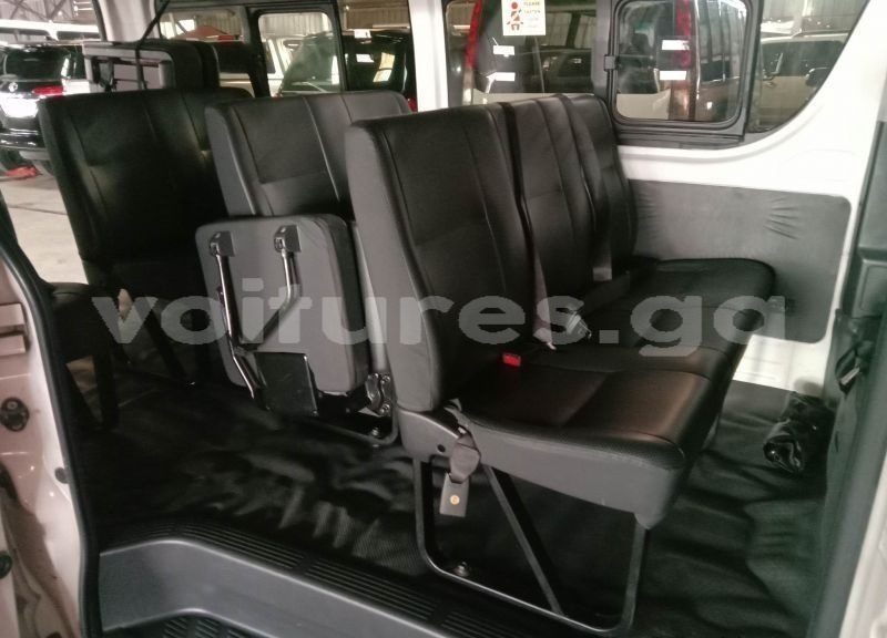 Big with watermark toyota hiace estuaire libreville 8223