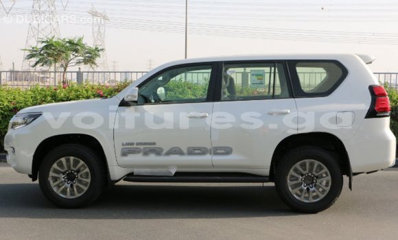 Acheter Import Voiture Toyota Prado Blanc à Import - Dubai, Estuaire Acheter Import Voiture Toyota Prado Blanc à Import - Dubai, Estuaire