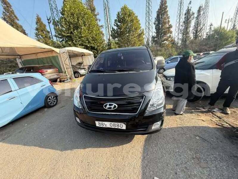 Big with watermark hyundai grand starex estuaire nkan 8224