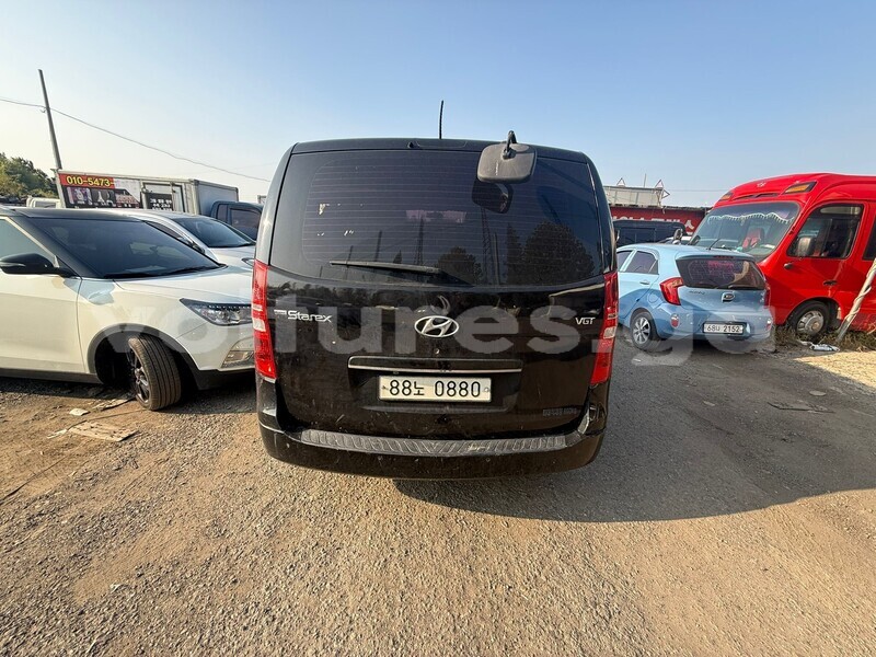 Big with watermark hyundai grand starex estuaire nkan 8224