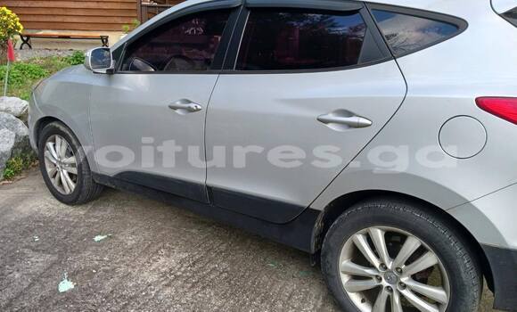 Acheter Occasion Voiture Hyundai Tucson Gris à Lalara, Woleu-Ntem Acheter Occasion Voiture Hyundai Tucson Gris à Lalara, Woleu-Ntem