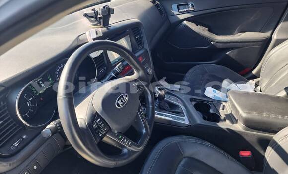 Acheter Occasion Voiture Kia K5 Blanc à Kango, Estuaire Acheter Occasion Voiture Kia K5 Blanc à Kango, Estuaire