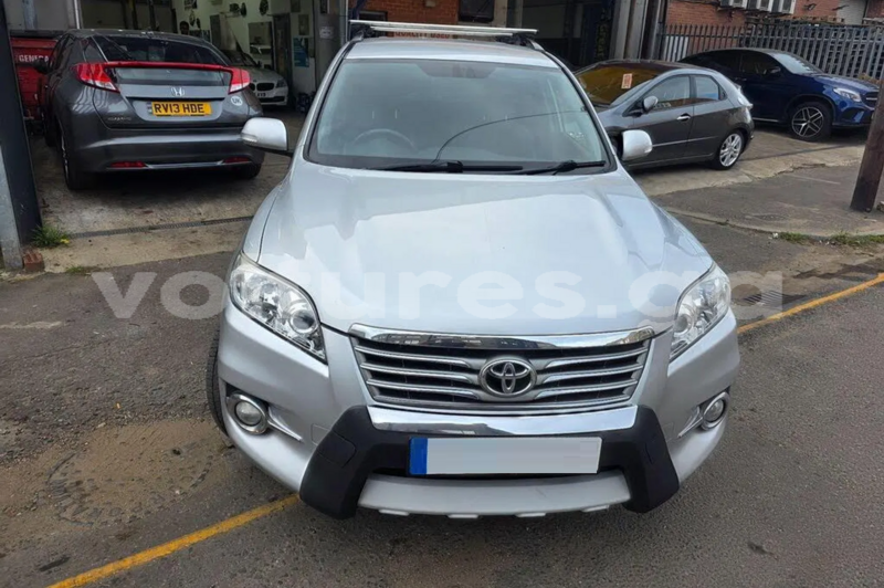 Big with watermark toyota rav4 estuaire libreville 8245