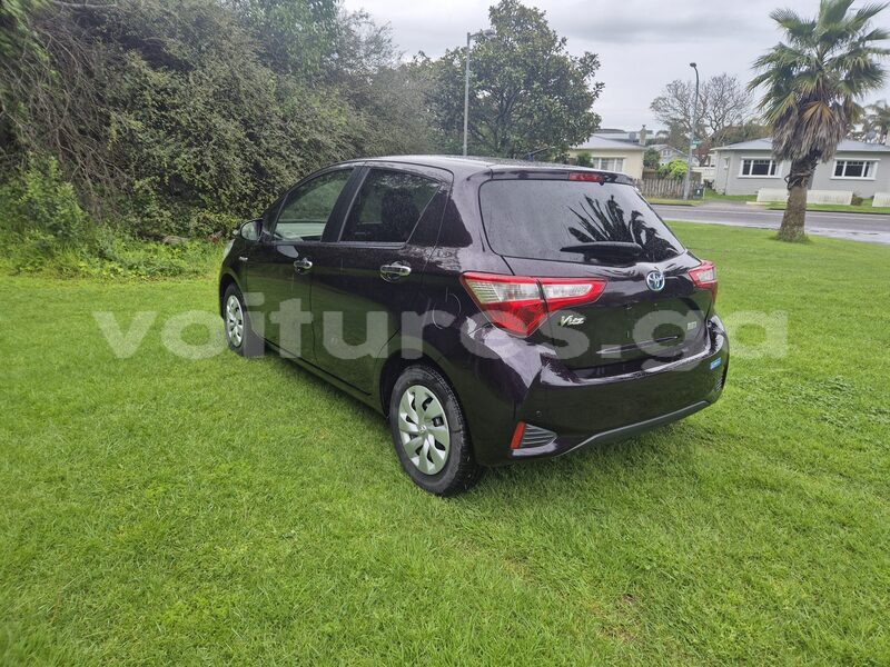 Big with watermark toyota vitz estuaire libreville 8247