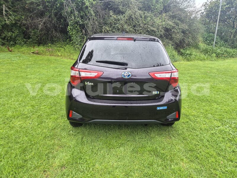 Big with watermark toyota vitz estuaire libreville 8247