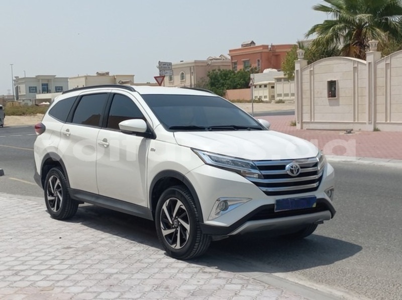 Big with watermark toyota rav4 estuaire libreville 8248