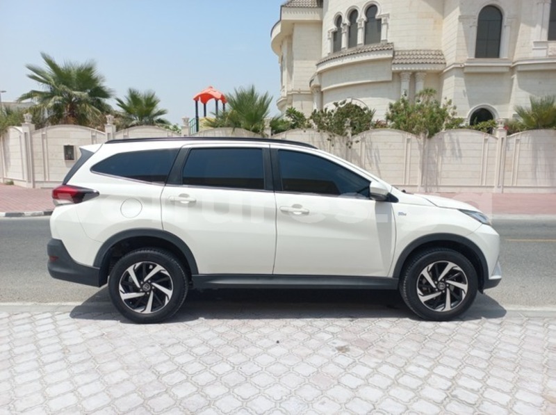Big with watermark toyota rav4 estuaire libreville 8248