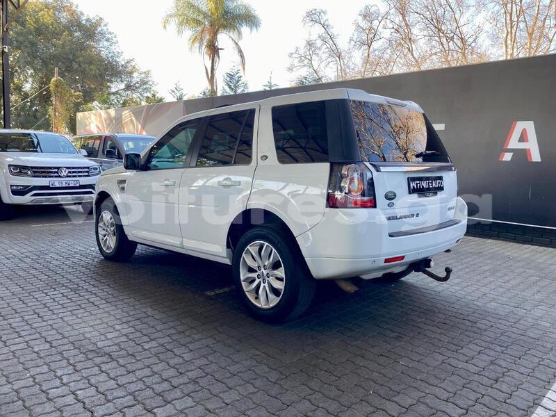 Big with watermark land rover freelander estuaire libreville 8249