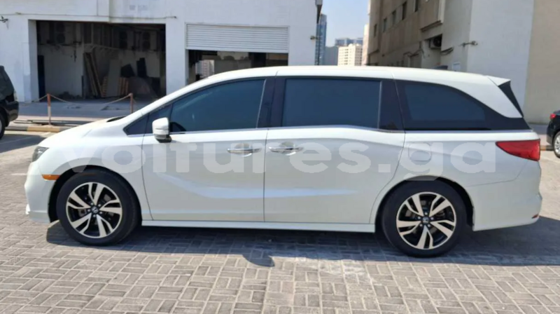 Big with watermark honda odyssey estuaire libreville 8250
