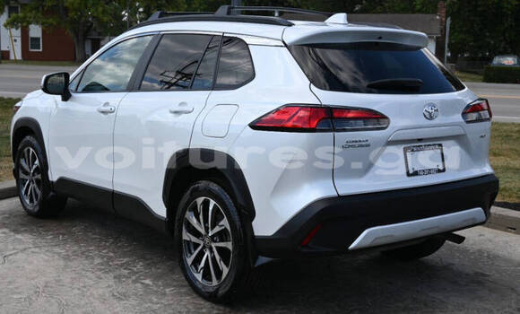 Acheter Occasion Voiture Toyota Corolla Cross Blanc à Libreville, Estuaire Acheter Occasion Voiture Toyota Corolla Cross Blanc à Libreville, Estuaire