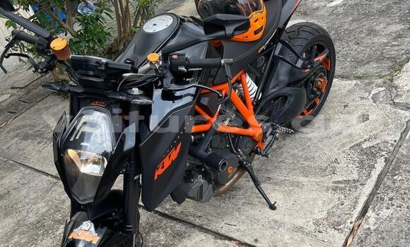 Acheter Occasion Moto KTM SuperDuke Noir à Libreville, Estuaire