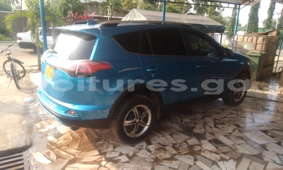 Acheter Occasion Voiture Toyota RAV4 Bleu à Libreville, Estuaire Acheter Occasion Voiture Toyota RAV4 Bleu à Libreville, Estuaire