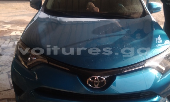 Acheter Occasion Voiture Toyota RAV4 Bleu à Libreville, Estuaire Acheter Occasion Voiture Toyota RAV4 Bleu à Libreville, Estuaire